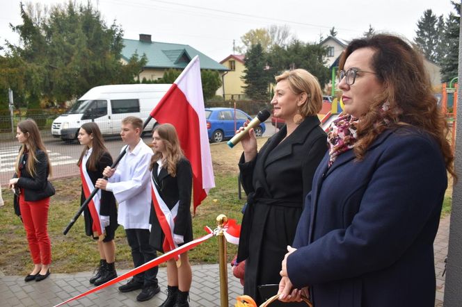 Zespół Szkolno-Przedszkolny w Hołubli oficjalnie wzbogacił się o nową i bardzo nowoczesną część budynku w środę 30 października 2024 roku.