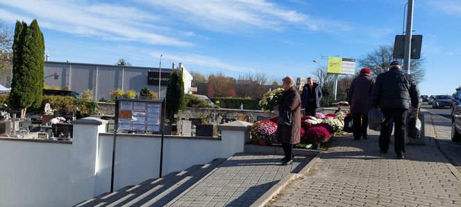 Przygotowania do Wszystkich Świętych Zamość