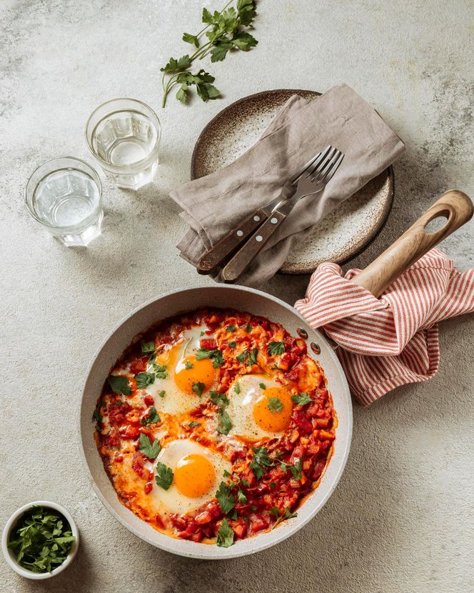 Smakowite pomysły na rozgrzewające śniadania. Idealne na jesienne poranki!