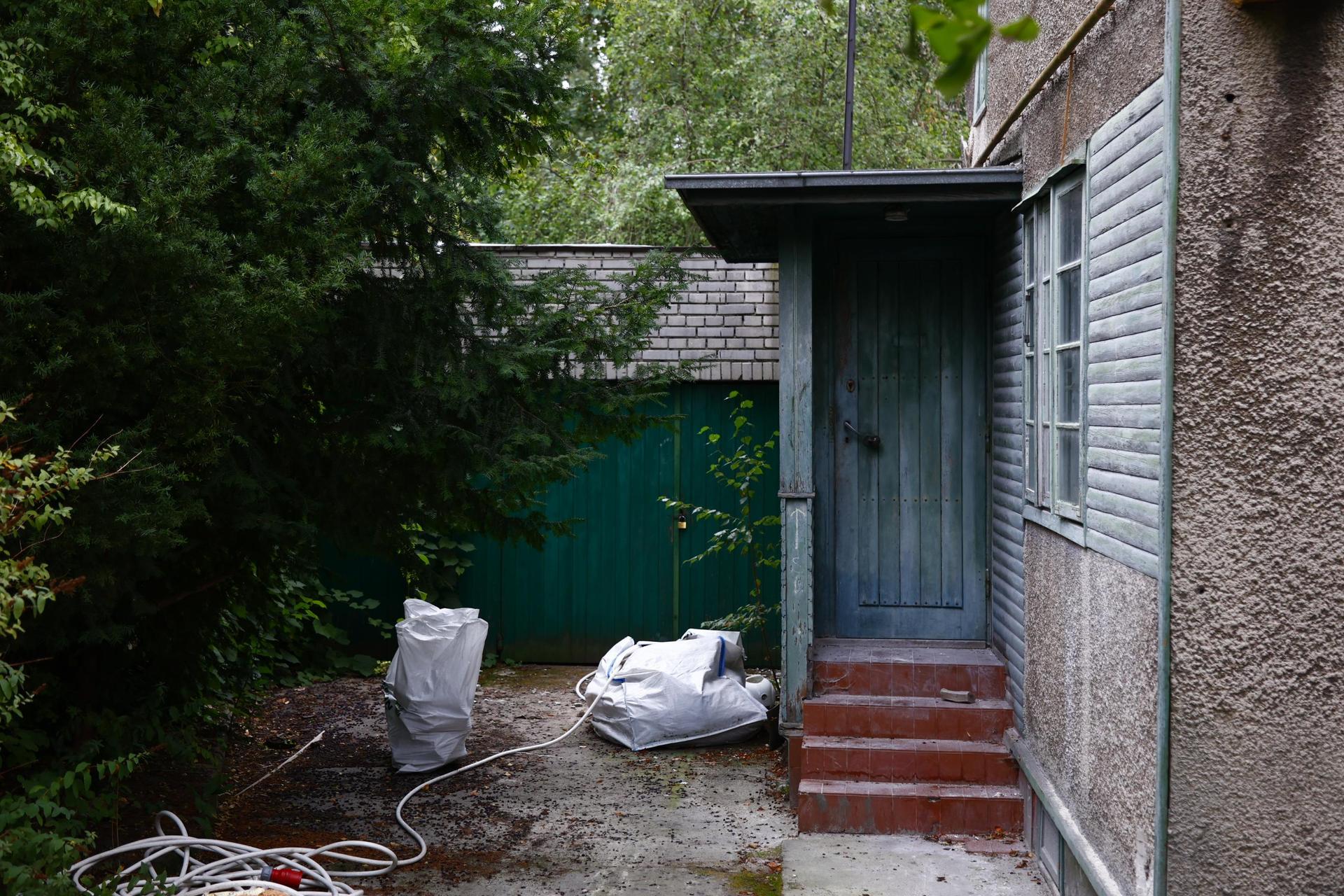 Rozbiórka domu przy Grębałowskiej w Warszawie