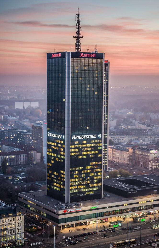 Koniec warszawskiego Marriota. Słynny hotel w centrum stolicy zmienia nazwę. W tle spór o pieniądze