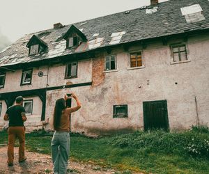 Dostrzec, zrozumieć, ocalić – Domy przysłupowe. Projekt inwentaryzacji domów przysłupowych zainicjowany przez Małgorzatę Maszkiewicz (Dolina Domów Przysłupowych) - powstała bogata dokumentacja oraz zdjęcia