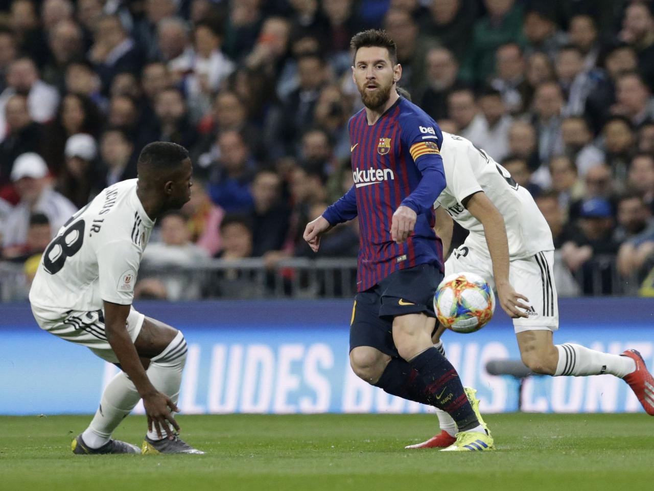 Real Madryt - Barcelona dzisiaj: transmisja online i TV. Gdzie obejrzeć El Clasico 3.02.2019?