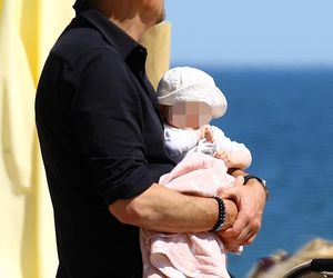 Krzysztof Ibisz je żonie z ręki