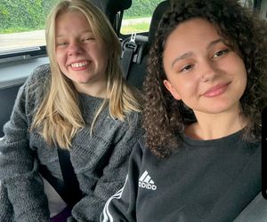 M jak miłość nowy sezon. Lenka (Olga Cybińska), nowa koleżanka (Sofiia Stelmakh) na planie