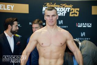 Ceremonia ważenia KBN 25