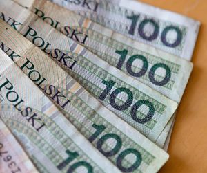Emerytura wypłacona razem z czternastką. Jaka kwota wpłynie na konto?