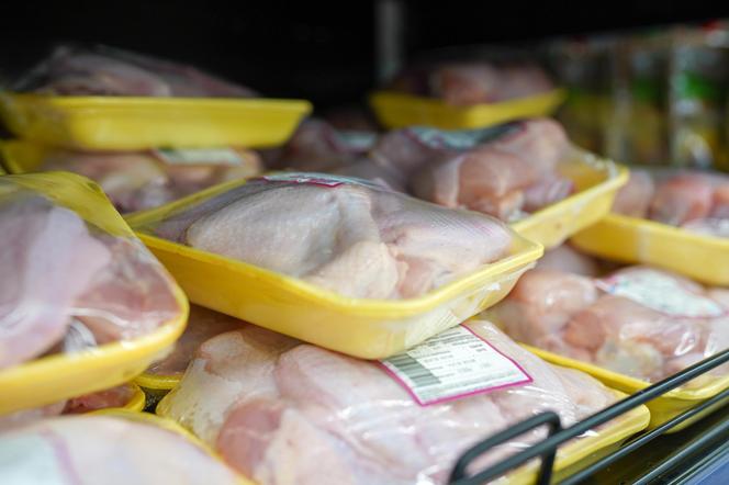 Ten raport nie dotyczył Polski. Sprawdzamy, jaka jest jakość mięsa z kurczaka w polskim Lidlu (zdjęcie ilustracyjne)