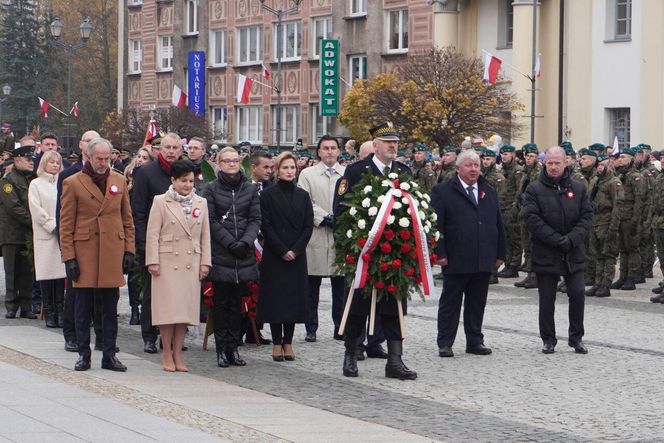 Tak białostoczanie uczcili Narodowe Święto Niepodległości 2024 w Białymstoku [ZDJĘCIA]