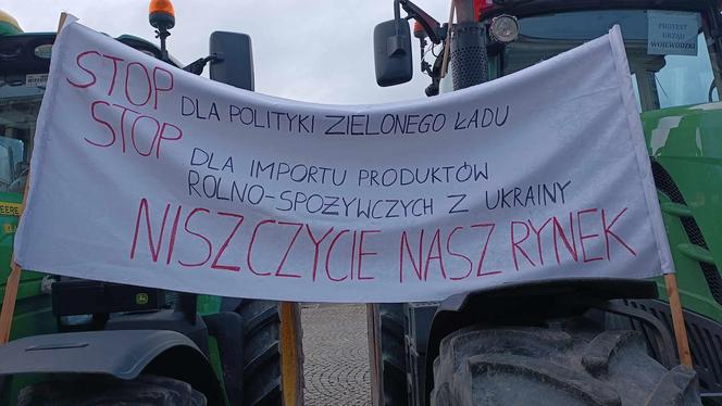  Hasła z protestu rolników we Wrocławiu. "Głód poczujesz, rolnika uszanujesz!"