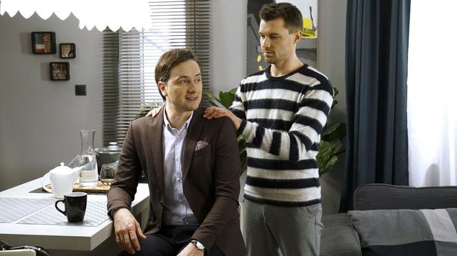 Barwy szczęścia odc. 2060. Darek (Andrzej Niemyt), Władek (Przemysław Stippa)