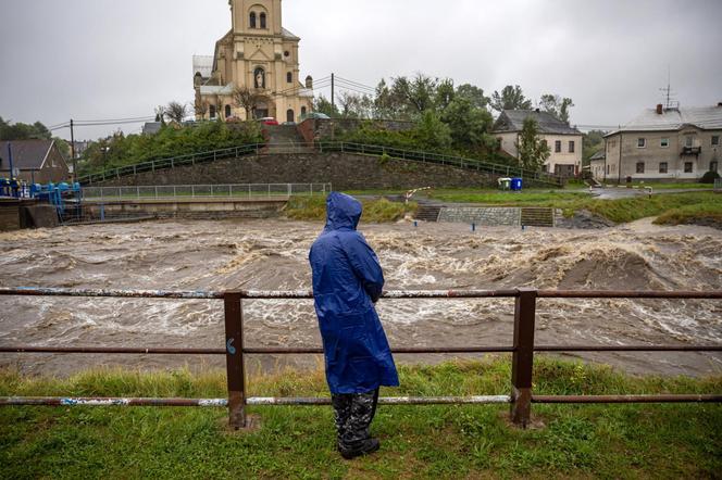 Czechy. Na niektórych rzekach „stopień ekstremalnej powodzi”