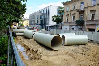 Ludzkie czaszki pod ulicą w centrum Lublina. Do kogo należały?