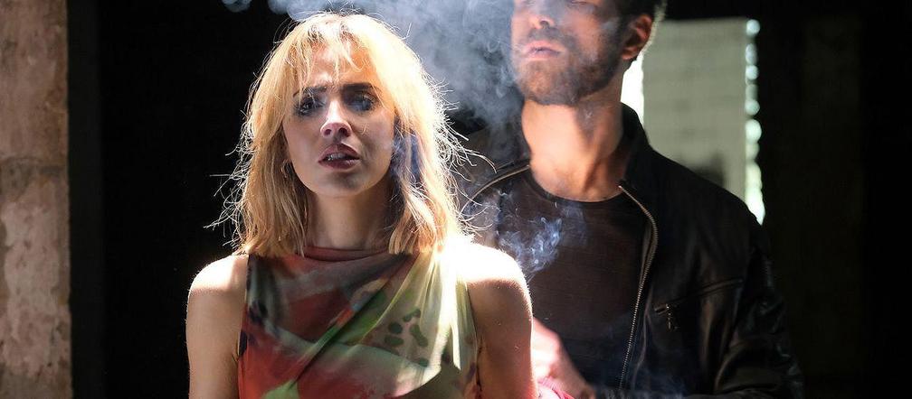 M jak miłość odc. 1784. Kama (Michalina Sosna), klient Rafalski (Paweł Wolsztyński)