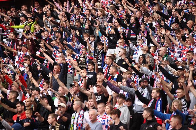Górnik Zabrze remisuje z Koroną Kielce. Ratunek nadszedł w ostatnich minutach. Wielkie emocje na trybunach