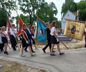 Pamięć o powstańcach żyje w Ostrzeszowie. Ulicami miasta przeszedł Marsz Pamięci [ZDJĘCIA]