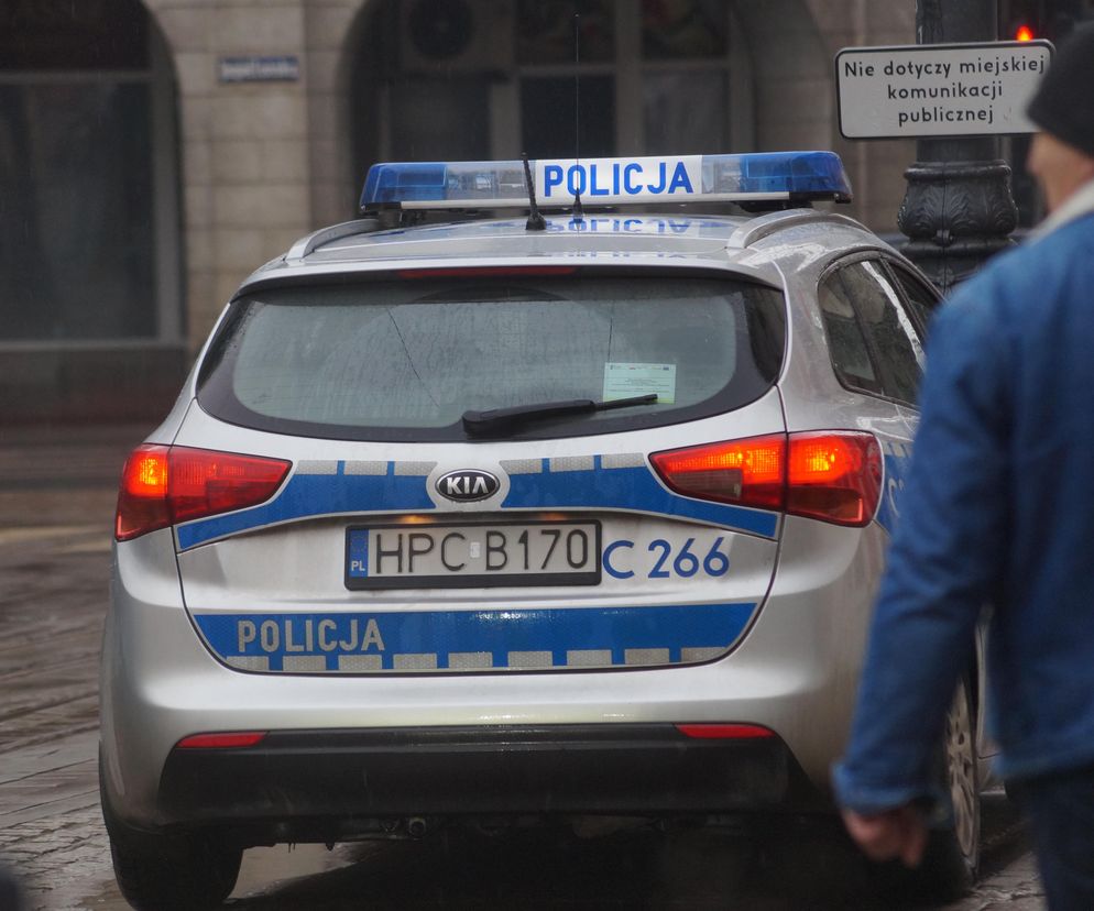 Syn przyjechał do domu i znalazł w nim zwłoki rodziców! Rodzinna tragedia w Lesznie