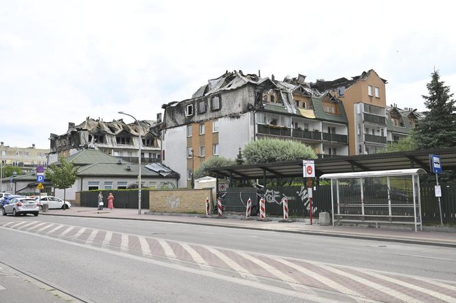 Mieszkańcy Ząbek wracają do swoich mieszkań po najpotrzebniejsze rzeczy