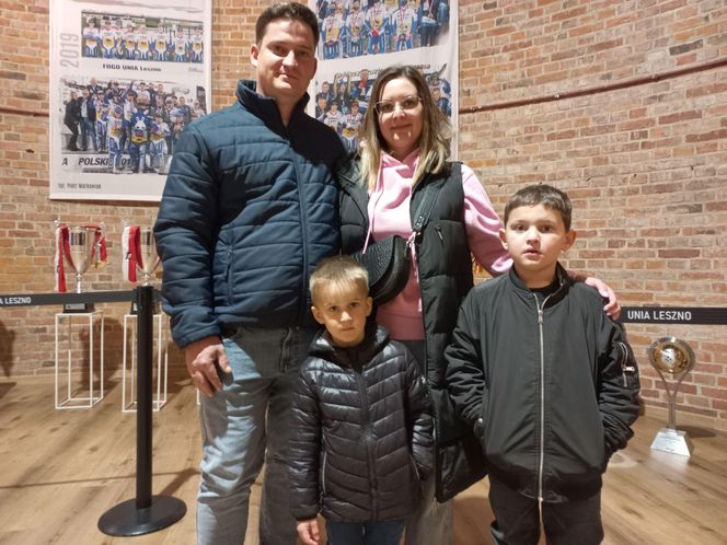Trwa Noc Muzeów w Lesznie. Od wystawy o praniu i bieliźniarce, przez komiks po żużel