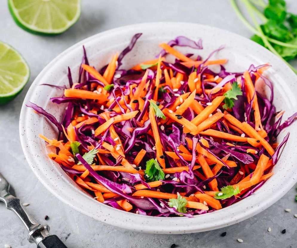 surówka z czerwonej kapusty