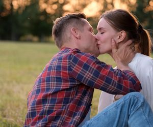 M jak miłość. Franka i Paweł na nowo zawalczą o siebie w kolejnym sezonie? Szykują się zmiany u Zduńskich - ZDJĘCIA