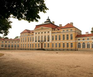 Dawniej rezydencja magnackiego rodu, dziś imponująca galeria sztuki. Zaglądamy do wnętrz Pałacu w Rogalinie