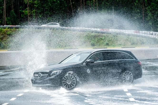 Mercedes-Benz Safety Experience 2019