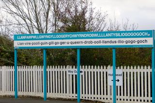 Najdłuższa nazwa miejscowości w Europie. Mało kto jest w stanie ją wymówić! 