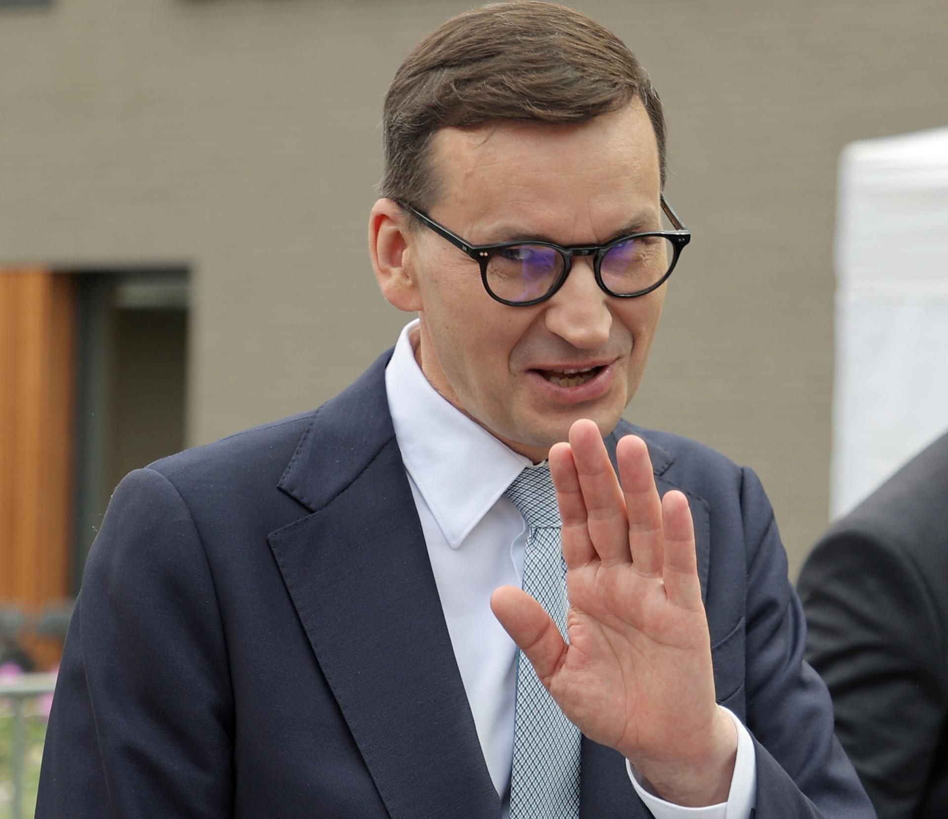 Media dotarły do tego, co działo się na wigilii w PiS. Morawiecki nie ze wszystkimi …