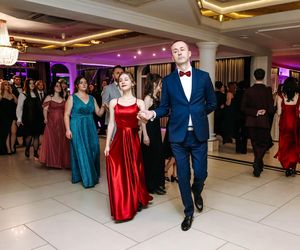 Elegancka studniówka maturzystów z I LO w Rybniku. Ten bal zapamiętają na długo