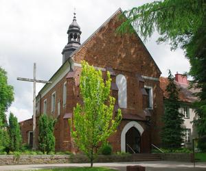  Kościół Rzymskokatolicki pod Wezwaniem Świętej Tekli