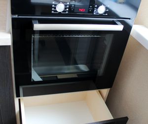 Szuflada pod piekarnikiem