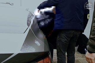  Lekarz z Myszkowa zatrzymany. W jego domu znaleziono m.in. nielegalną amunicję