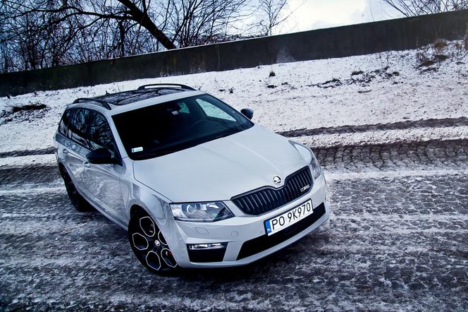 Skoda Octavia Combi RS230