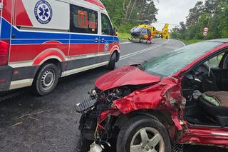 Wypadek na obwodnicy Gostynia. Dwie osoby zabrane do szpitala [ZDJĘCIA]