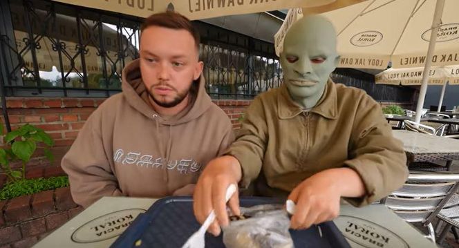 Książulo z wizytą w Częstochowie. Odwiedził bar przy Jasnej Górze
