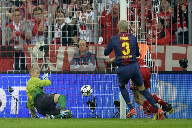 BAYERN - BARCELONA 4:0. Pique: Nie ma sensu narzekać na arbitra