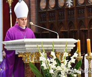 Białystok. Msza święta żałobna za śp. abp. Stanisława Szymeckiego