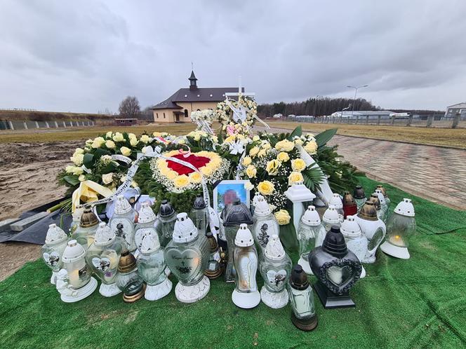 Kolbuszowa. Wzruszające pożegnanie 11-letniej Zuzi [GALERIA]