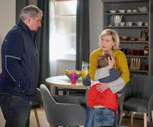 Na Wspólnej odc. 4061: Danka (Lucyna Malec), Marek (Grzegorz Gzyl), Szymek (Ksawery Kamiński)