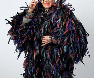 Ma 102 lata i jest prawdziwą ikoną stylu. Nigdy nie będę ubierać się jak babcia