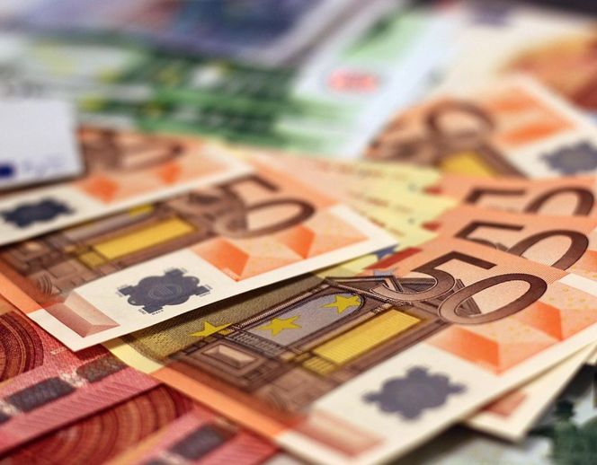 Ponad 107 mln zł na inwestycje w wodociągi i rewitalizację miast