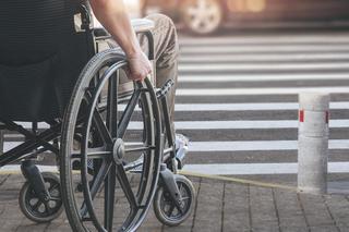 Ci niepełnosprawni nie stracą należnych świadczeń. Decyzja Senatu