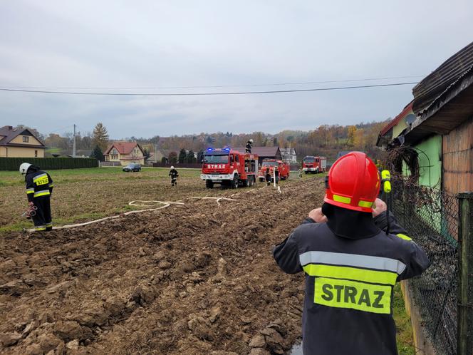 Pożar budynku gospodarczego w Charzewicach