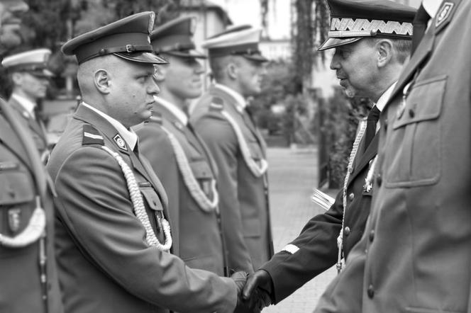 Zginął ratując dziecko. We wtorek odbędzie się pogrzeb bohaterskiego policjanta 