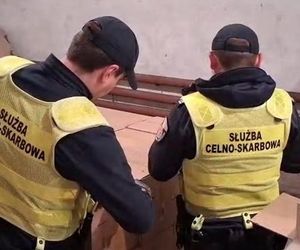 Magazyn z nielegalnymi papierosami i alkoholem zlikwidowany pod Jarocinem