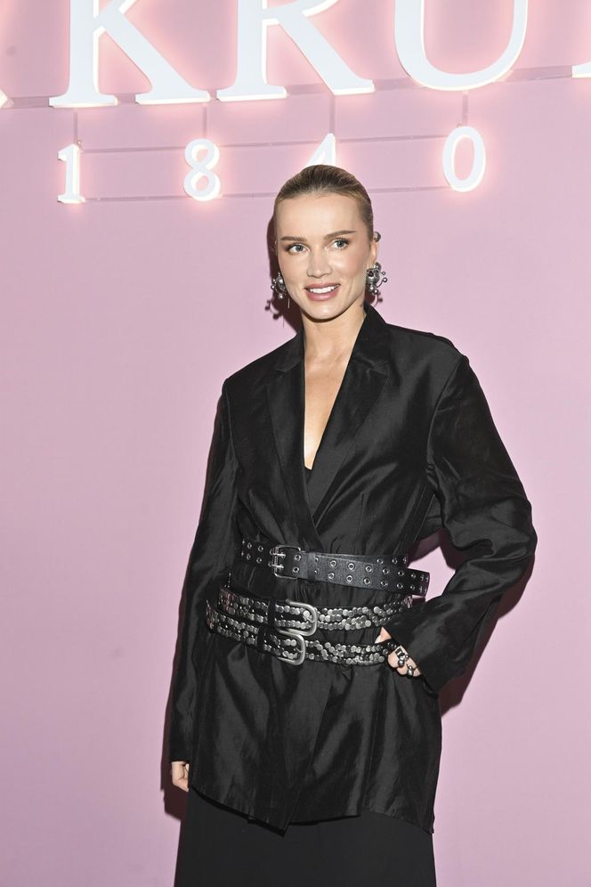 Smukła Wojciechowska, sportowa Nosowska i futrzasta Szroeder. Tłum gwiazd na imprezie marki biżuteryjnej