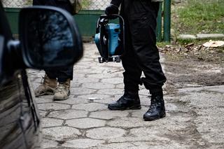 Po 26 latach rozwikłali sprawę zabójstwa listonosza. Sprawca strzelił mu w głowę, a zwłoki schował do bagażnika