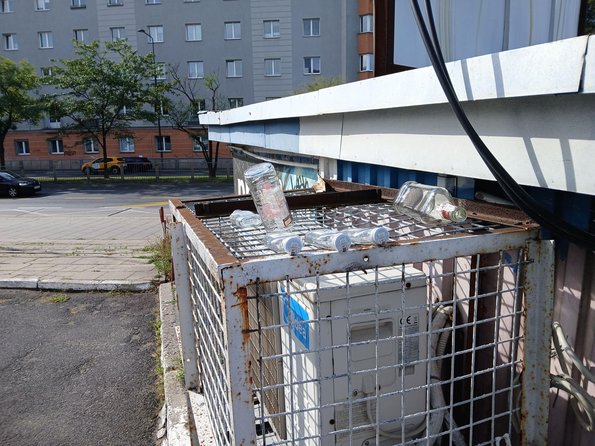 Dawne targowisko przy ul. Kopińskiej w Warszawie