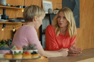 Barwy szczęścia, odcinek 3249. Sonia (Weronika Nockowska), Dominika (Karolina Chapko)